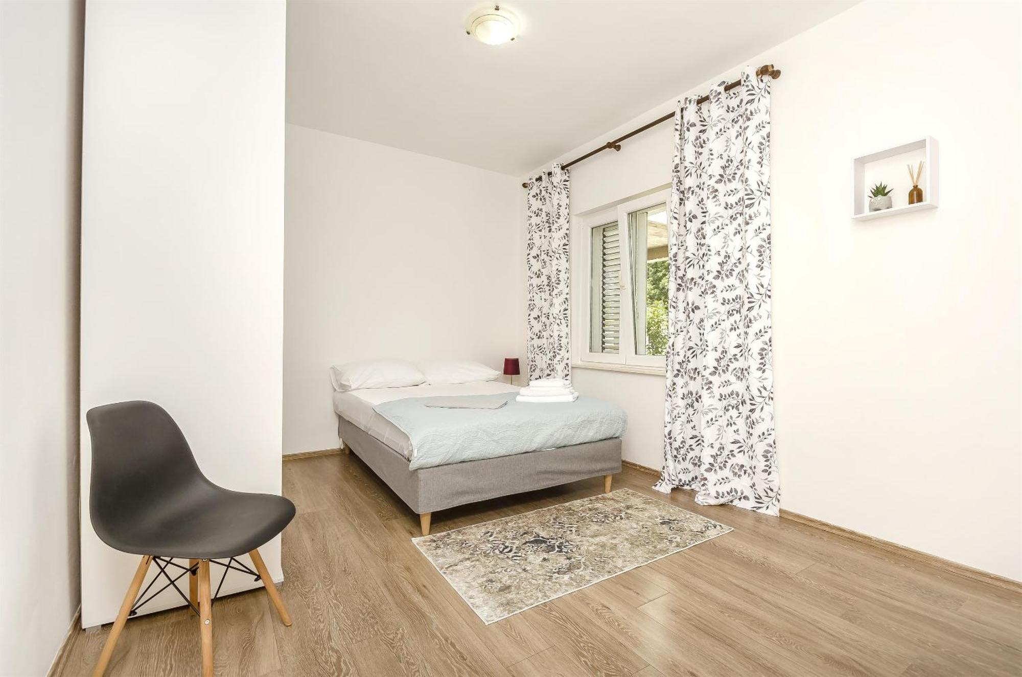 Apartments Sanja Tribunj  Bagian luar foto
